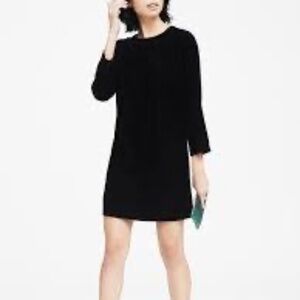 Banana Republic Shift Dress, Size 6, Navy